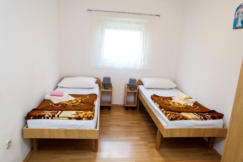 Ana Stjepan Nikolic - Pilgrim'S 2Nd Home Međugorje Δωμάτιο φωτογραφία